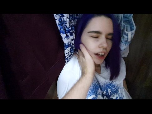 ❤️ Знайшоў сваю сястру ў шафе і дапамог ёй скончыць ❤❌ Рускае порна у нас ❌